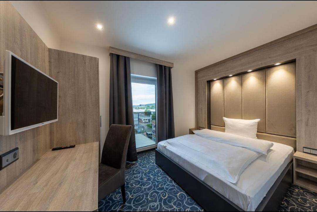 Hotel Business Bay Das Ehemalige Staycation Hotel Sindelfingen Kültér fotó