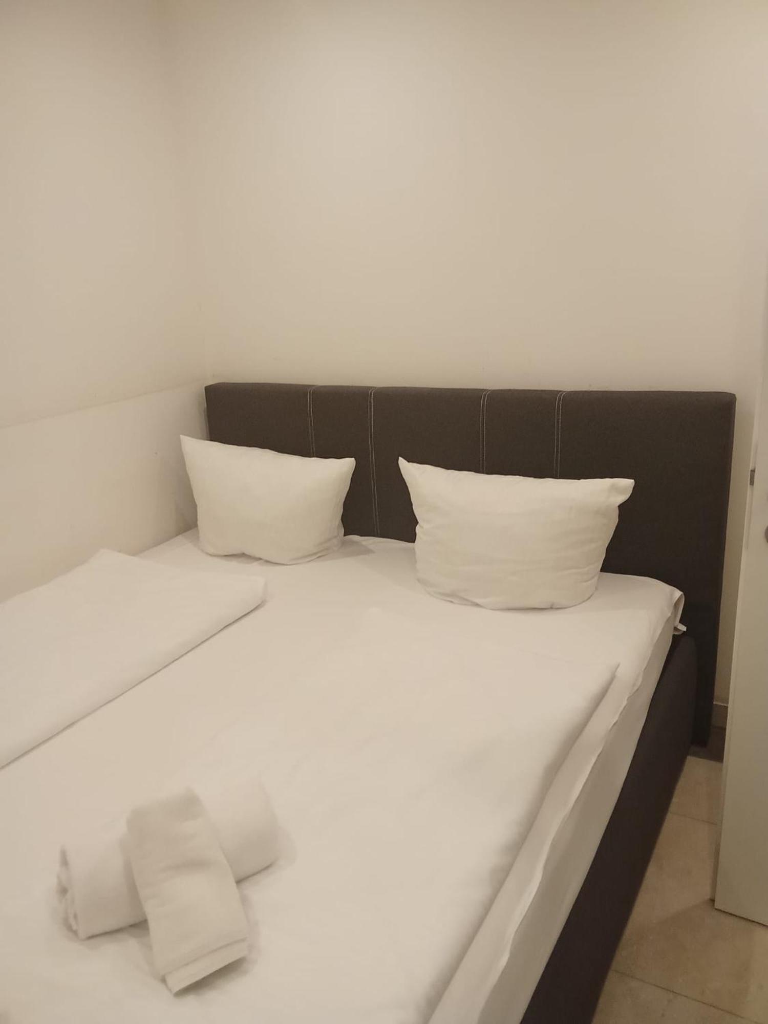 Hotel Business Bay Das Ehemalige Staycation Hotel Sindelfingen Kültér fotó